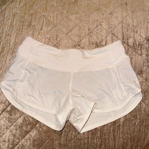 Lululemon speed up short 2.5 inch